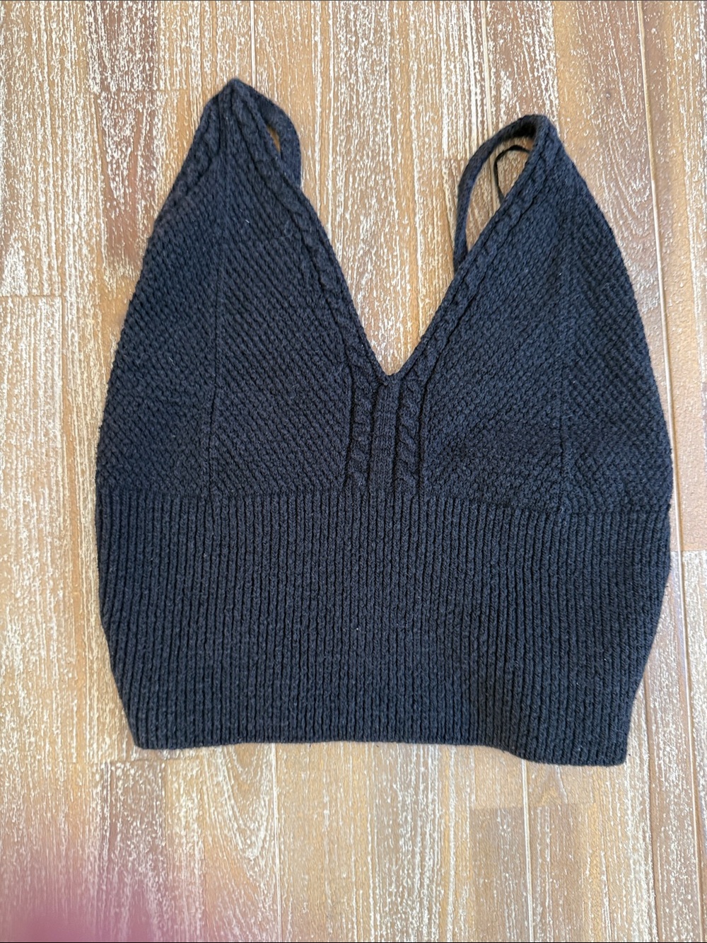 Topshop Black Knit V-Neck Crop Top